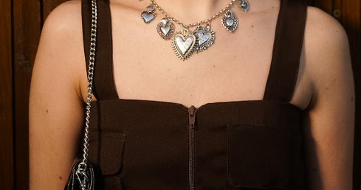 Cropped Mariana